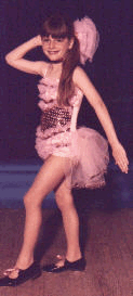 dance3.gif (27172 bytes)